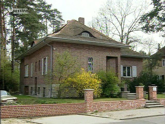 Datei:Ullrich Haus aussen.jpg