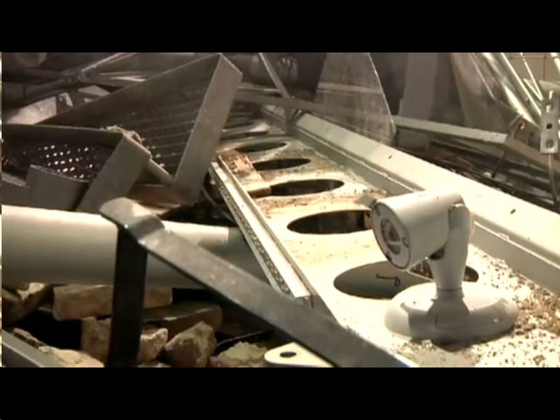 Datei:Gzsz hof truemmer.jpg